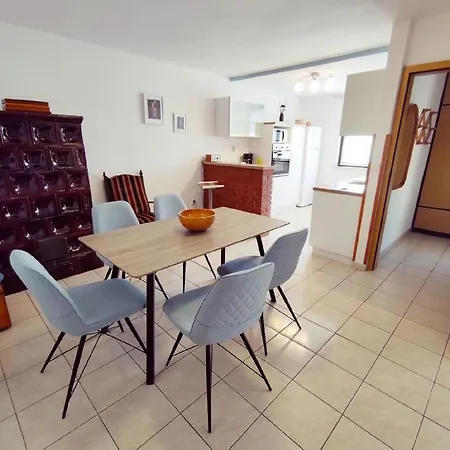 In Mit Terrasse, Garten Und Grill Apartman *